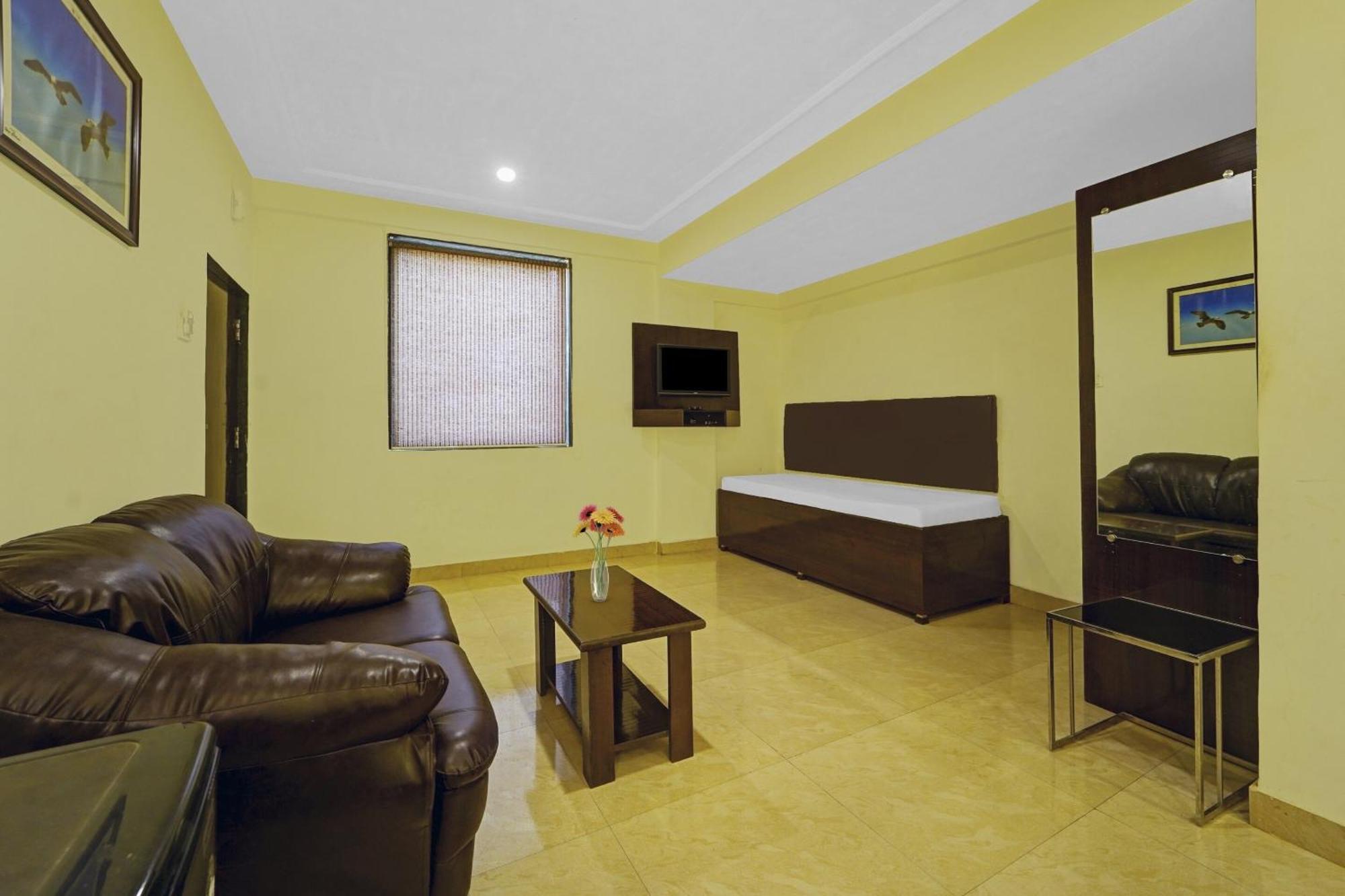 Hotel O Silver Leaf พันช์กานี ภายนอก รูปภาพ